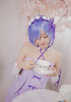 高压监狱三美版免费