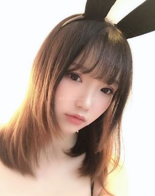 校花小雪与门卫老头(2)
